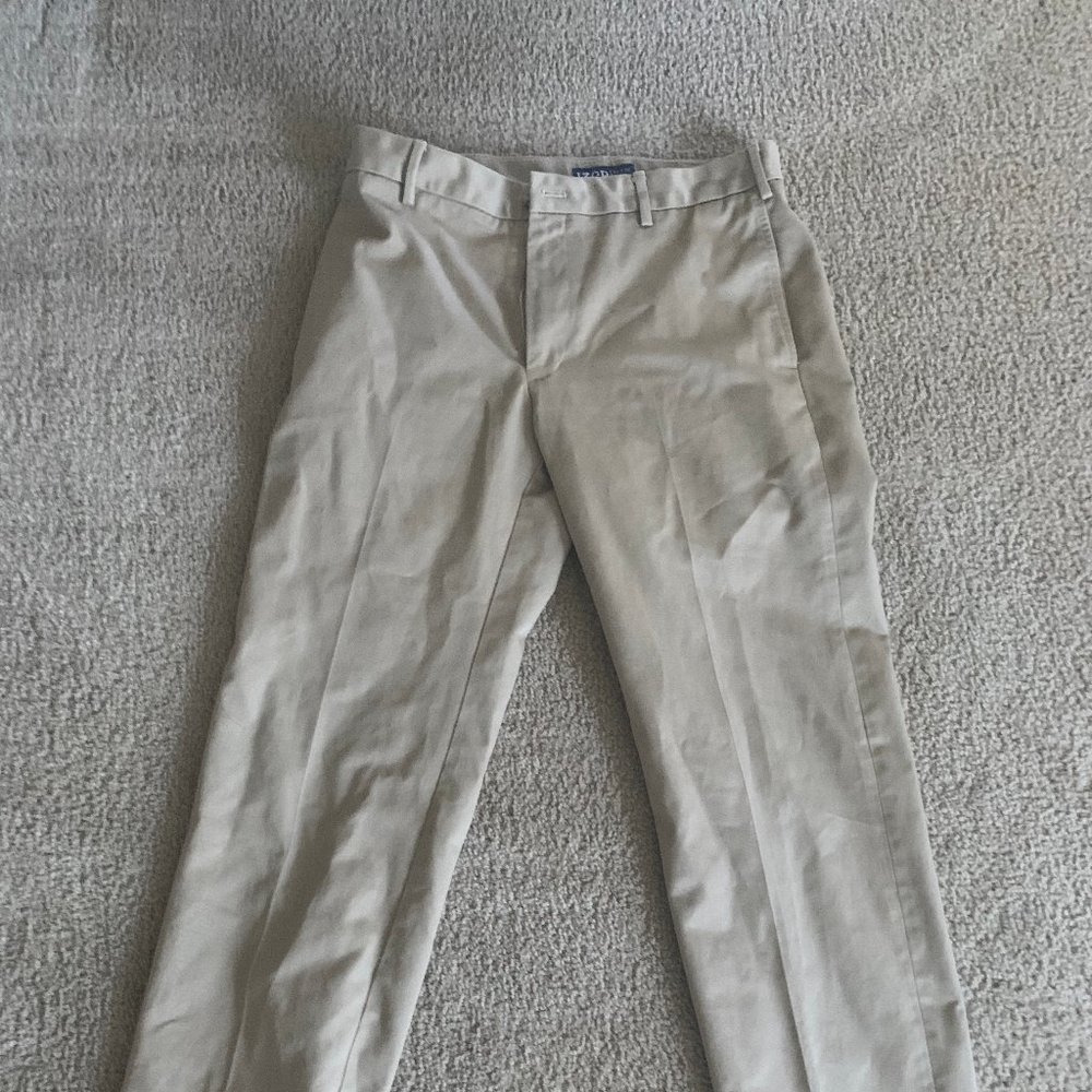 Izod 32x32 Madison Chino